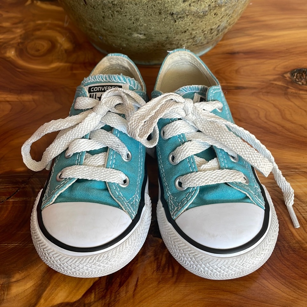 Chuck Taylor All Star Classic Converse
TODDLER LOW TOP SHOE